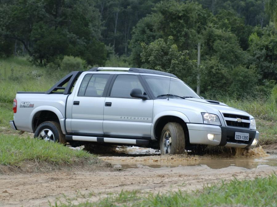  Chevrolet S-10 Crew Cab 2008 года  (BR) (фото 12 из 30)